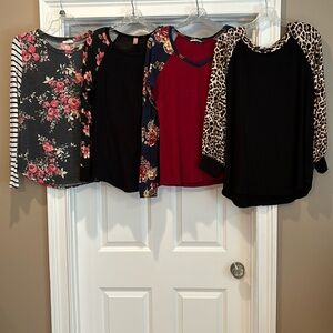 Long sleeve tops size medium (4 sold together)